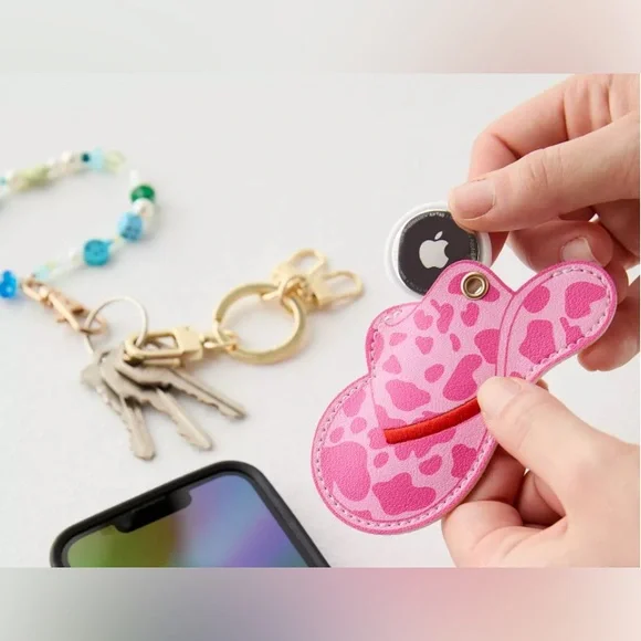 Sonix Icon AirTag Keychain/Bag Charm (Pink Cowboy Hat) - Picture 2 of 2